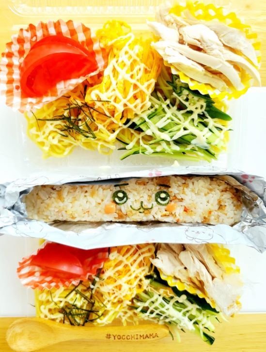 ちいかわキャラおにぎり付き冷やし中華弁当&札幌駅北口すぐ~^^「まるチョク」さんのお弁当全品390円に驚愕~(*´艸`*)麺弁当すごすぎっ‼! ちいかわキャラおにぎり付き冷やし中華弁当&札幌駅北口すぐ~^^「まるチョク」さんのお弁当全品390円に驚愕~(*´艸`*)麺弁当すごすぎっ‼!