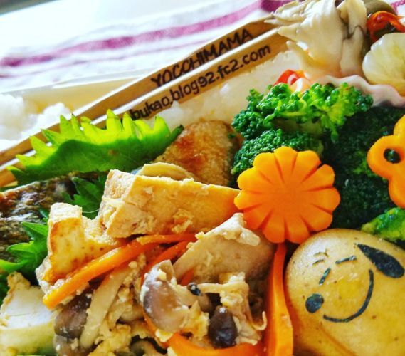 さりげなくスヌーピー弁当♪＆回転寿司「魚べい白石栄通り店」さんでマヨもの軍艦堪能(*´艸`*)
