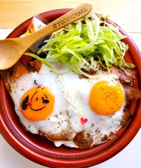 大衆食堂かよっ!!スヌーピーチャーシューエッグ丼青椒肉絲弁当& 「ハーバー」「ダブルマロン」美味しすぎ~(*´艸`*) 大衆食堂かよっ!!スヌーピーチャーシューエッグ丼青椒肉絲弁当& 「ハーバー」「ダブルマロン」美味しすぎ~(*´艸`*)