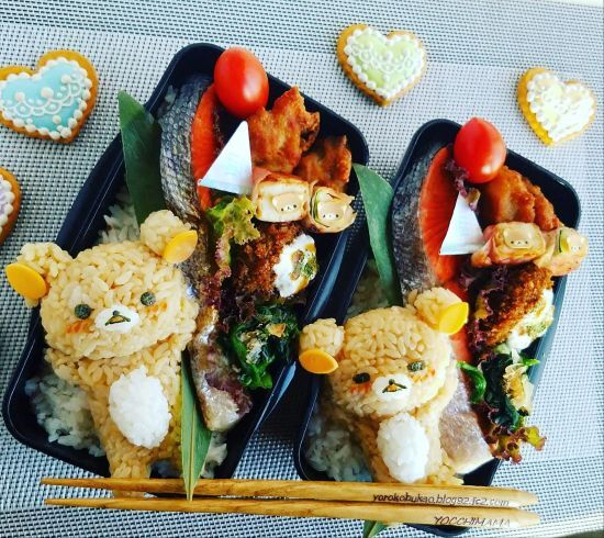 鮭弁？クマのっけ弁＆手稲区「卸売スーパー」内「たい焼きたいむ」さんの日替わりお得ピザ３９８円ってΣ(･ω･ﾉ)ﾉ！めちゃめちゃ本格的で美味っ(*´艸`*)