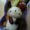 お豆でうさちゃんおにぎり