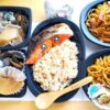 やっぱり美味しいちいかわ鮭弁と醤油ラーメン風焼きそば弁当＆札幌市中央区「一和鮮魚店ミニまるいちば店」さんの「きまぐれ盛」「刺し盛」寿司バイキング一貫１１０円は水曜日ですよ～♪