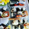 おにぎり弁当＆ピアハーブ大通店さん「肉じゃが弁当」がごはんがお蕎麦に♪自家製漬物の量にΣ(･ω･ﾉ)ﾉ！新メニューケーキも♪